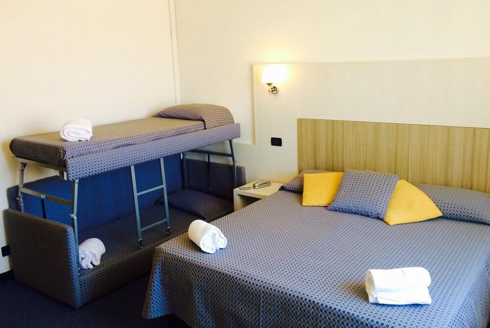 Perla Del Mare 3*
